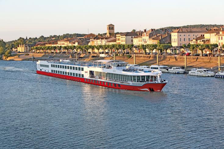 Die Abtei von Cluny zählt zu den Sehenswürdigkeiten auf einer Kreuzfahrt mit der MS "Bijou du Rhône". Foto: djd/nicko-cruises.de